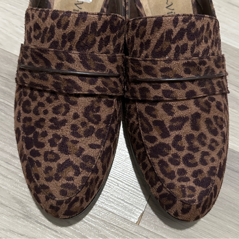 Bella Vita Leopard Print Women's slip on Loafers Size 8.5 - Picture 5 of 6